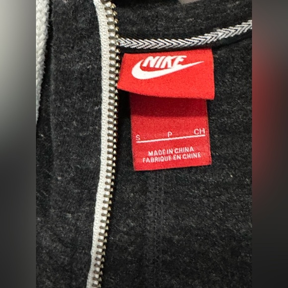 đź’›Like Newđź’› Nike: Kids Full Zip-Up Hoodie- Size Small - Picture 4 of 8